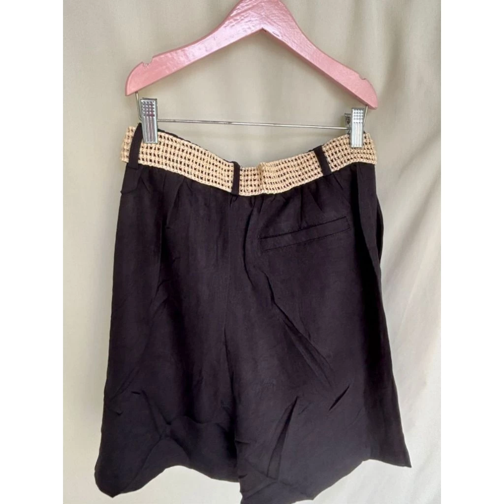 Celana pendek wanita bahan katun dengan Ikat Pinggang Anyaman – Casual & Stylish - Gambar 5
